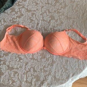 Victoria’s Secret Bra- 34DD